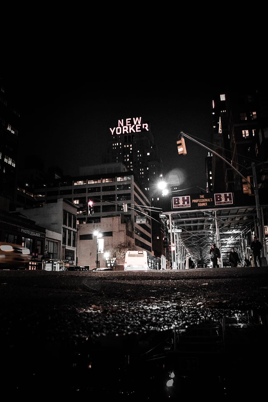 New Yorker Sign at Night, architecture, building, city, dark HD wallpaper