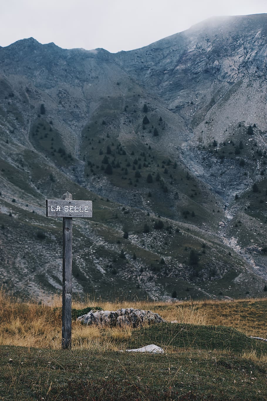 signage on grass, symbol, la selle, france, ancelle, mountain HD wallpaper