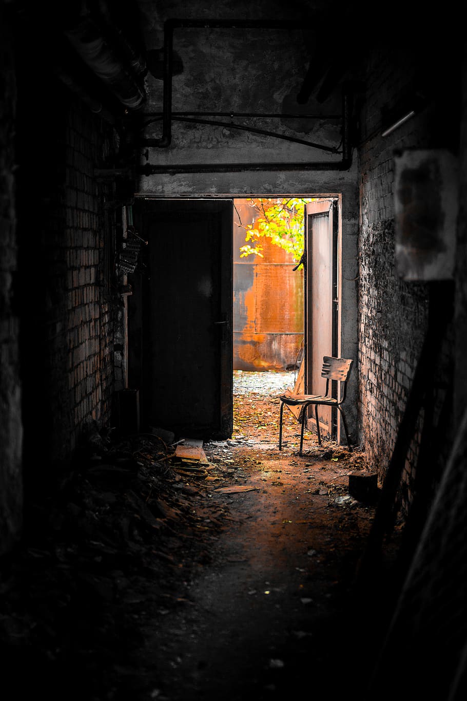 opened door, indoors, abandoned, architecture, no people, damaged HD wallpaper