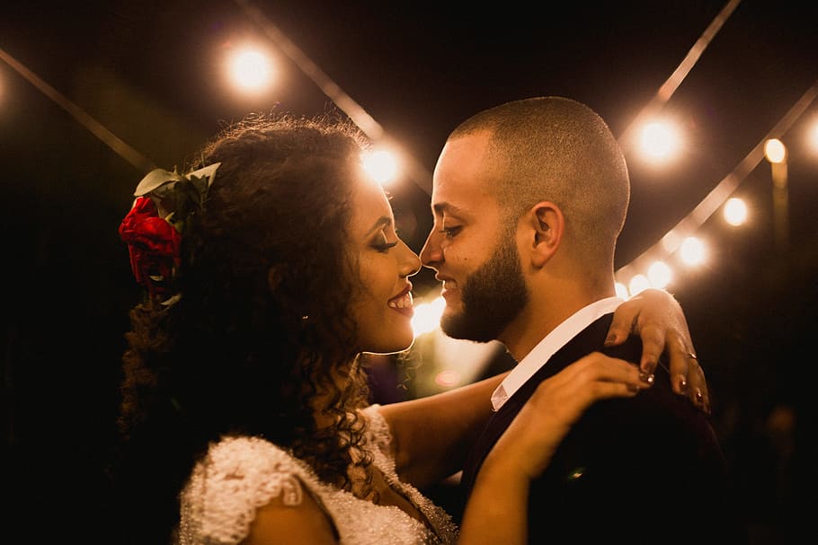 Woman And Man Face To Face, affection, bride, celebration, couple HD wallpaper