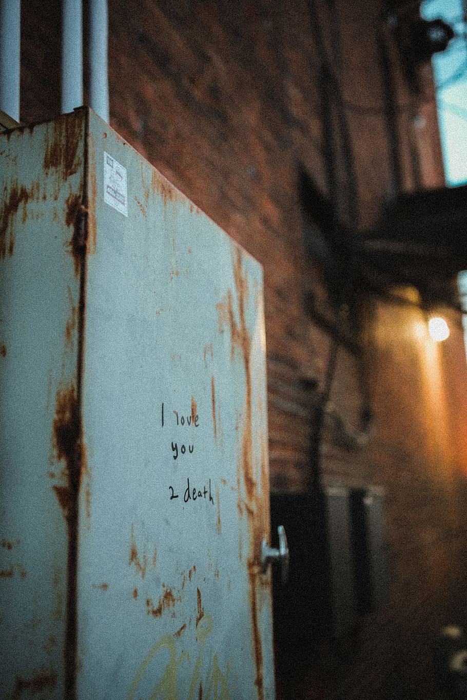 I Will Always Love You, city, street, alley, note, text, message