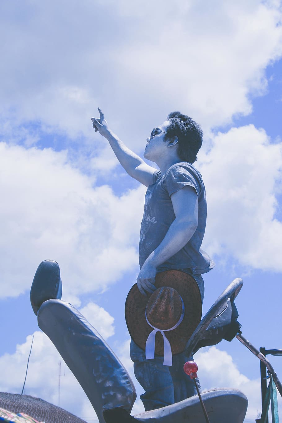 man, blue, sky, car, one person, low angle view, real people HD wallpaper
