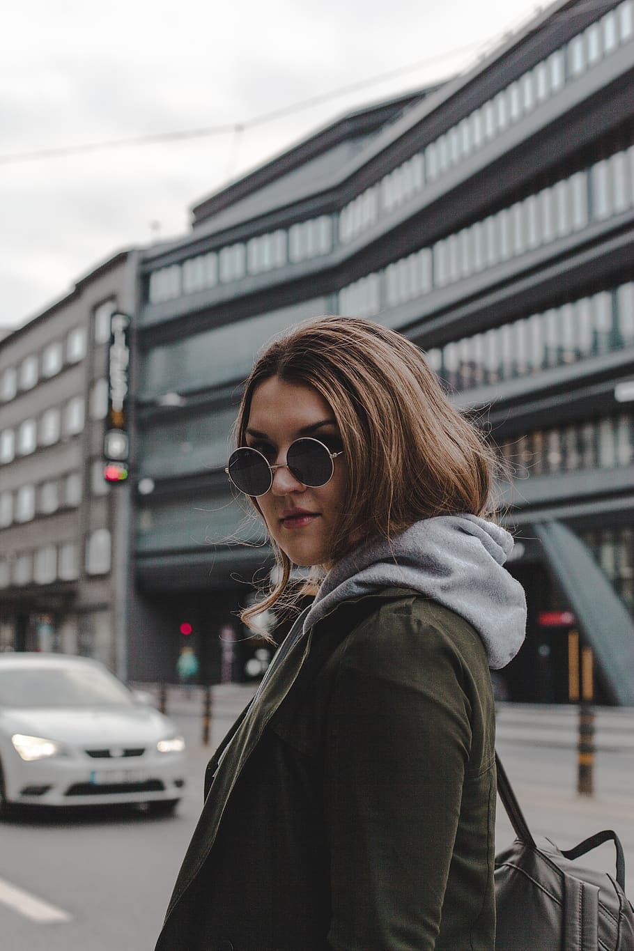 Woman Leaning Backward Wearing Sunglasses and Coat, architecture HD wallpaper