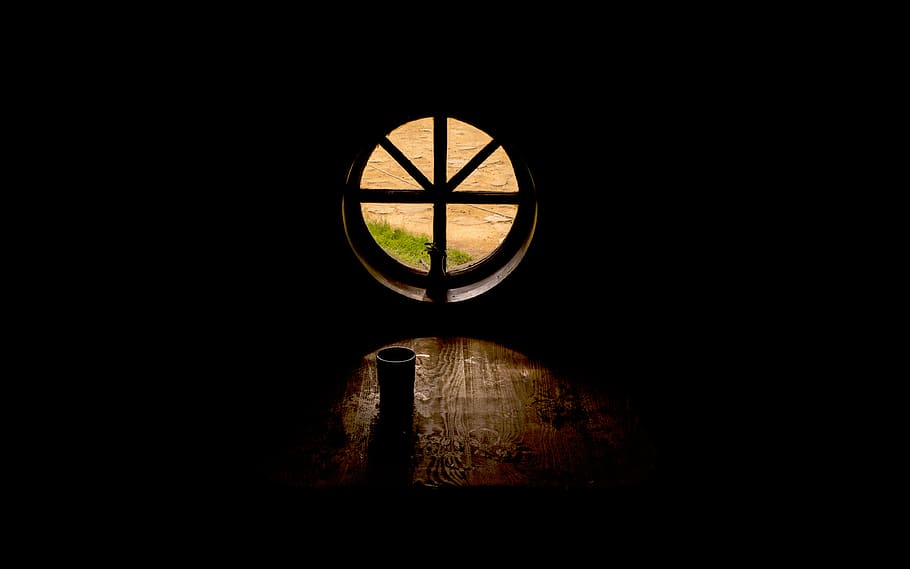 circle, window, dark, room, class, table, wood, house, copy space HD wallpaper