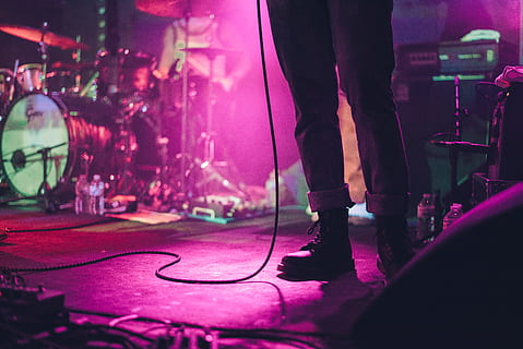 person standing on stage, human, crowd, musician, musical instrument HD wallpaper