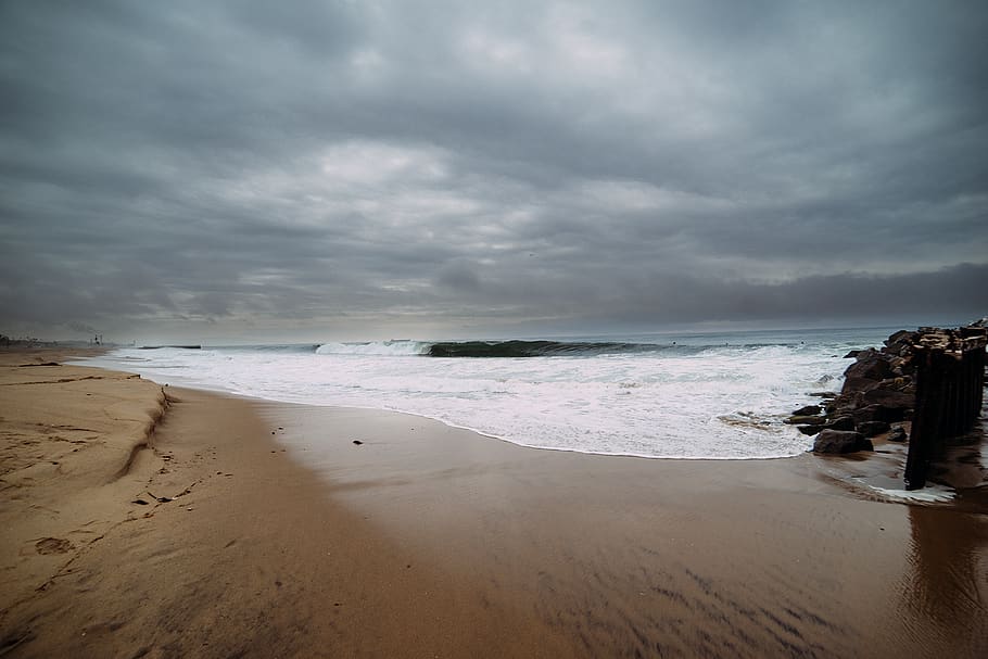 Selective Focus Photography of Seashore, beach, clouds, weather HD wallpaper