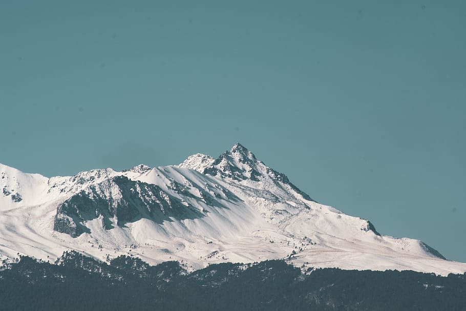 Mountain Covered With Snow Under Blue Sky, cold, daylight, landscape HD wallpaper