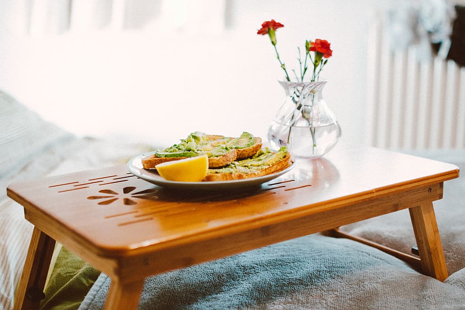 Food on Plant on Wooden Bed Tray, bedroom, blurred background HD wallpaper