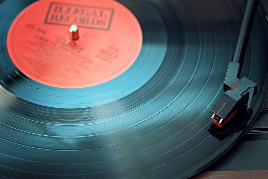 Black Vinyl Record Playing on Turntable, audio, close-up, electronics, HD wallpaper