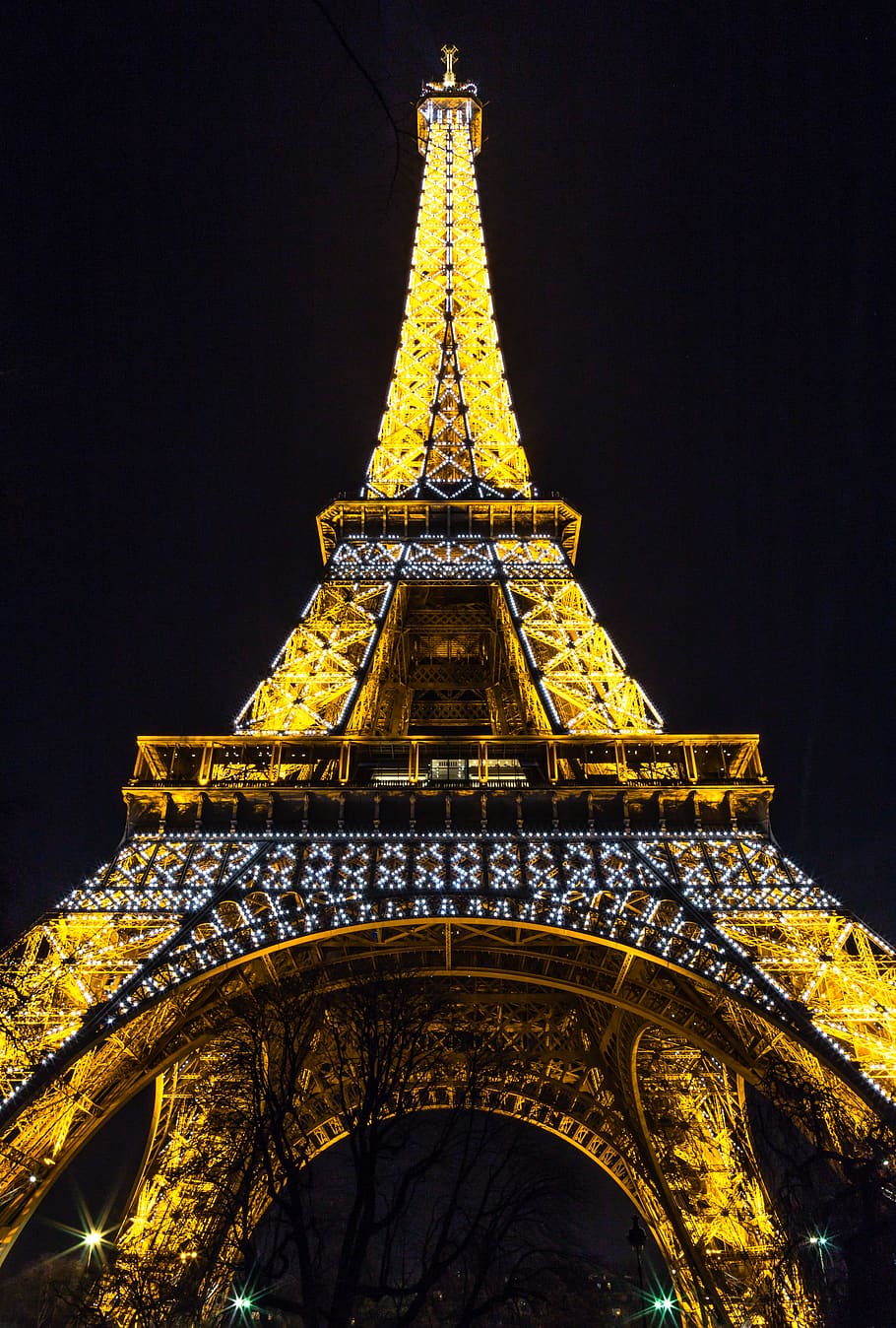 HD wallpaper: eiffel tower, france, paris, night, architecture, light,  built structure | Wallpaper Flare