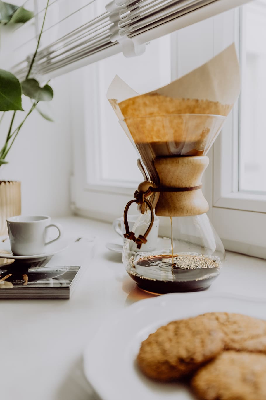 Brewing third wave coffee with Chemex, morning, cups, coffeemaker