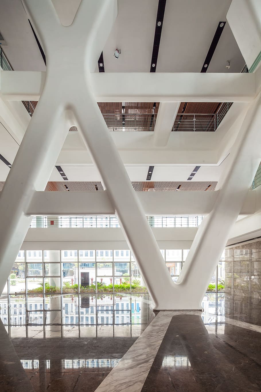 White Metal Frame, architecture, building, hall, indoors, modern HD wallpaper