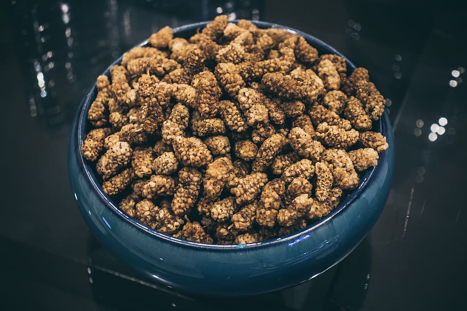 blue ceramic bowl on black surface, food, snack, popcorn, plant HD wallpaper