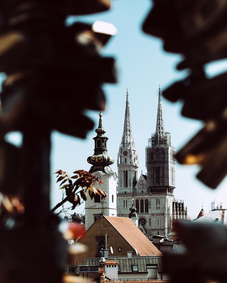 white and brown cathedral building, architecture, building exterior HD wallpaper