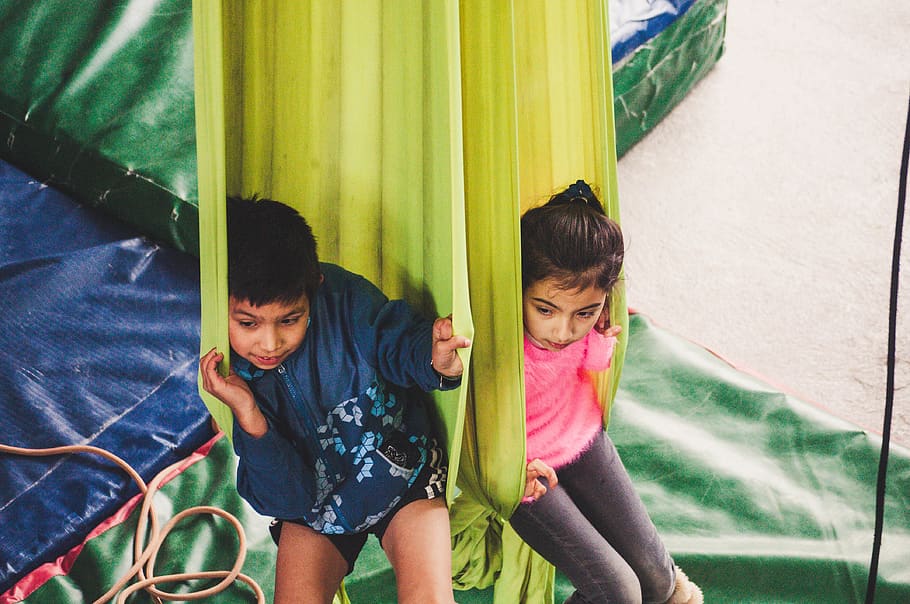 two kids playing on hammock, human, person, people, girl, chile HD wallpaper