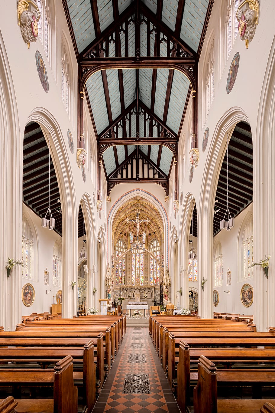 church interior, arch, architecture, built structure, pew, indoors HD wallpaper