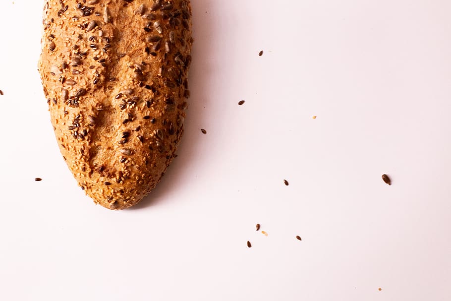 Baked Bread With Sesame Seeds, bakery, delicious, food, pastry HD wallpaper