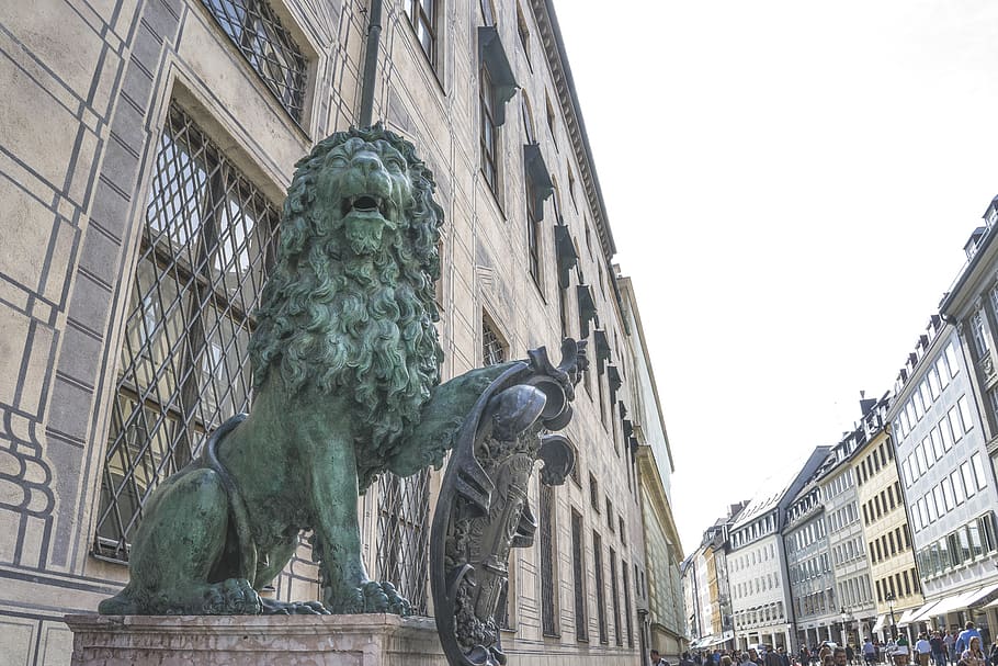 germany, munich, shield, historic, street, europe, sky, lion HD wallpaper