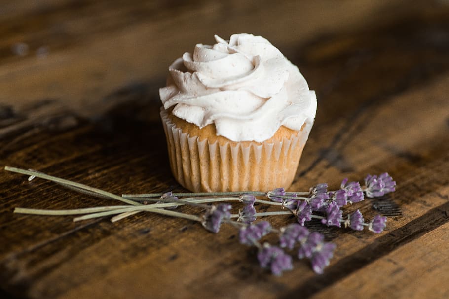 white icing-covered cupcake, dessert, food, creme, cream, lavender HD wallpaper