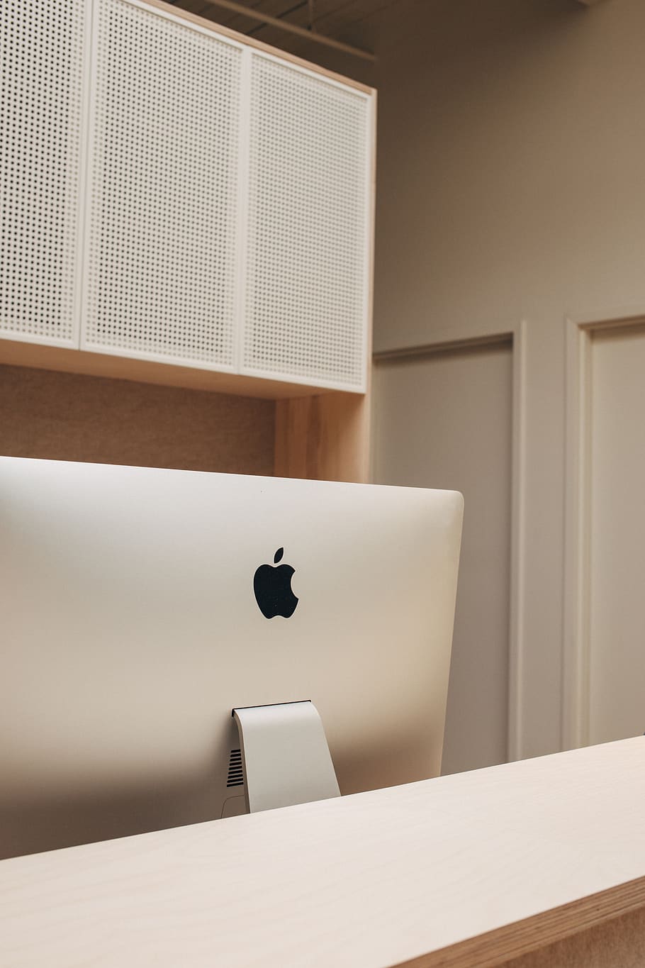 silver iMac, computer, electronics, pc, office, laptop, furniture HD wallpaper