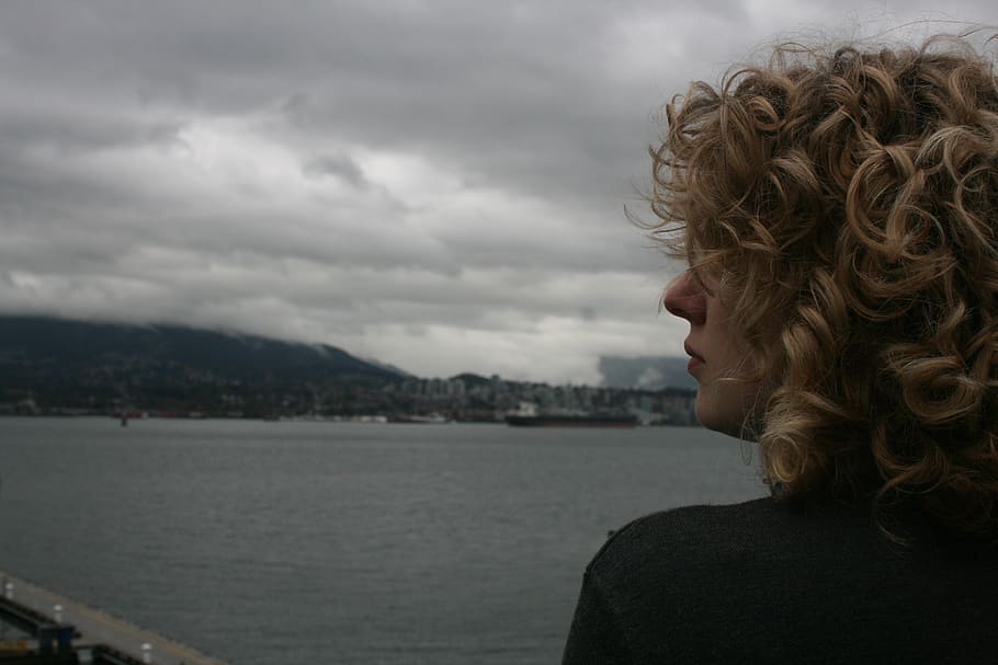 canada, vancouver, exploring, person, girl, curls, trees, gray HD wallpaper