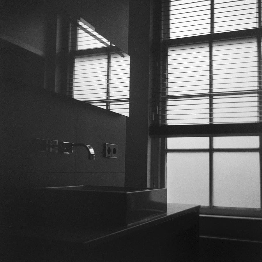 Bathroom, home decor, window, 120mm, medium format, film photo HD wallpaper