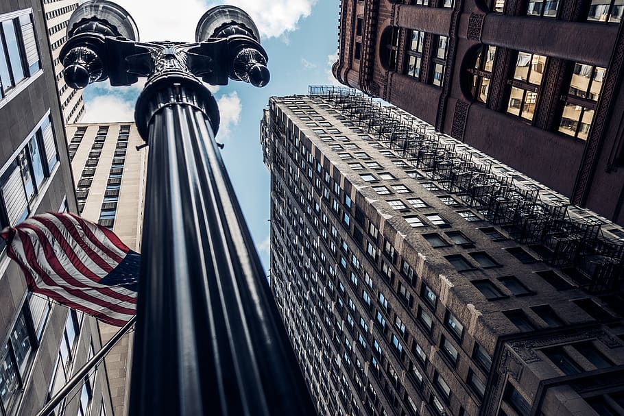 flag of U.S.A., building, office building, lamp post, chicago