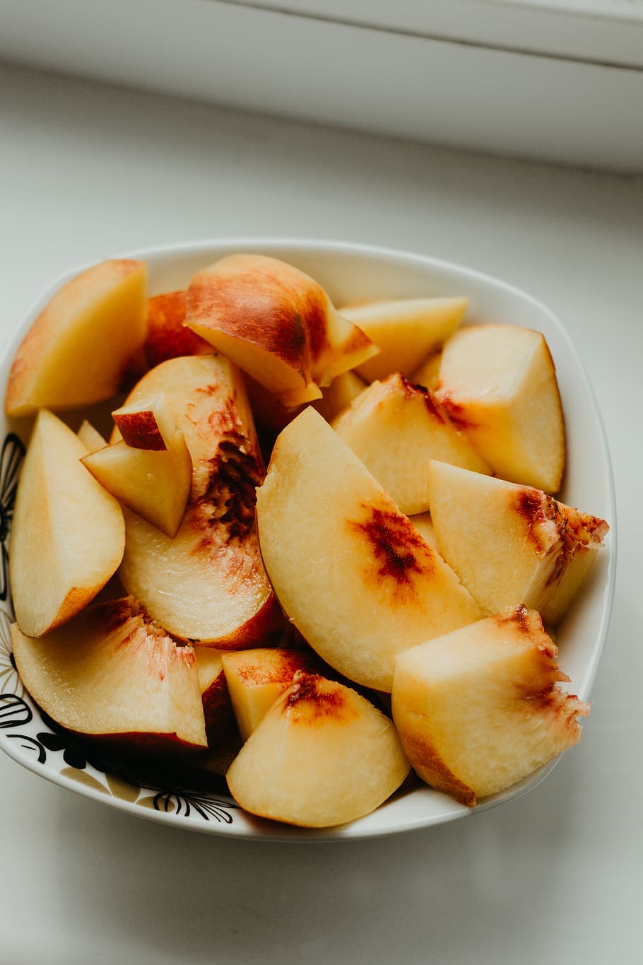 slice pear fruit, plant, food, meal, dish, bowl, wheat, plants HD wallpaper