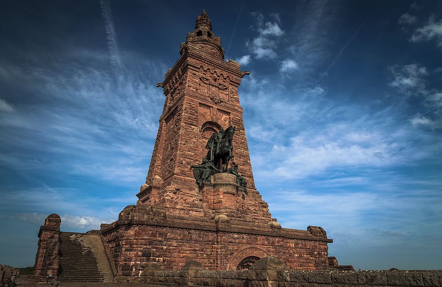 Low Angle Shot of the Barbarossa Monument, architecture, brick HD wallpaper