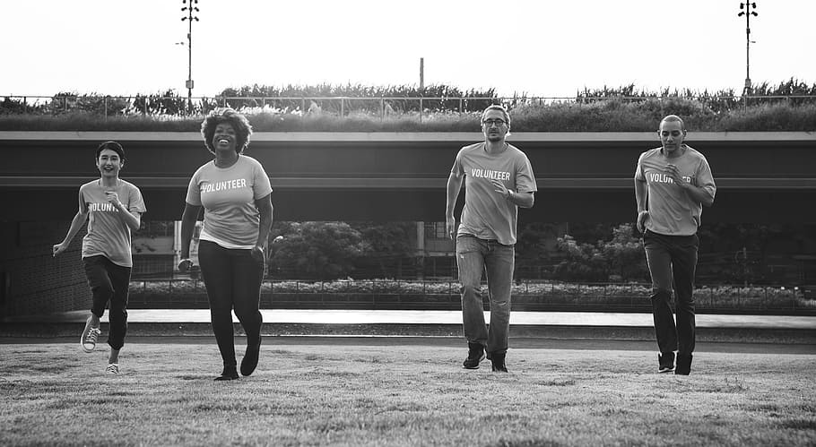 Four People Running, adult, afro, american, Asian, black and white, HD wallpaper