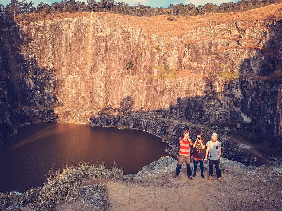friends, water, group of people, nature, women, togetherness HD wallpaper