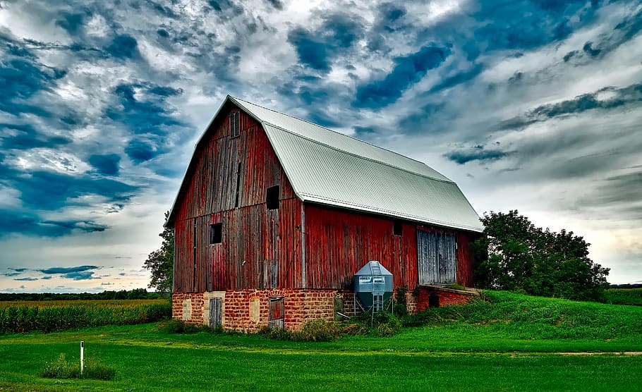 Barn on Field Against Sky, clouds, color, corn, corn field, country HD wallpaper
