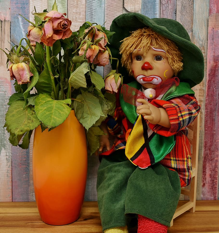 clown, sad, roses, withered, doll, cute, children, colorful, HD wallpaper
