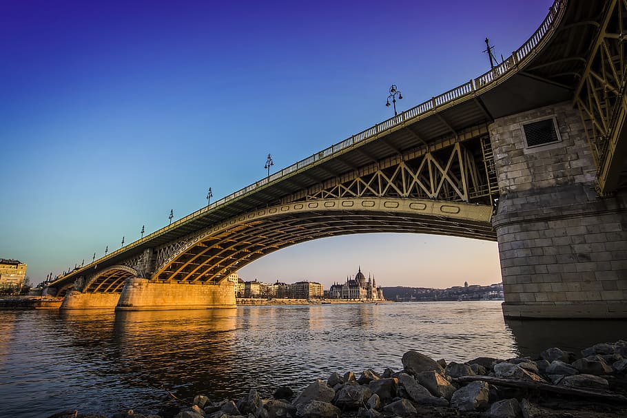 Bridge Under Blue Sky during Daytime, australia, bricks, buildings HD wallpaper