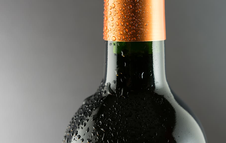 Black Labeled Wine Bottle, alcohol, champagne, drink, sparkling wine, HD wallpaper