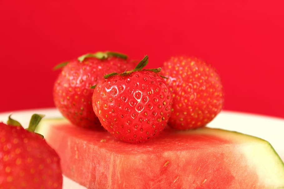 strawberries, red, melon, fruit, healthy, nutrition, fresh HD wallpaper