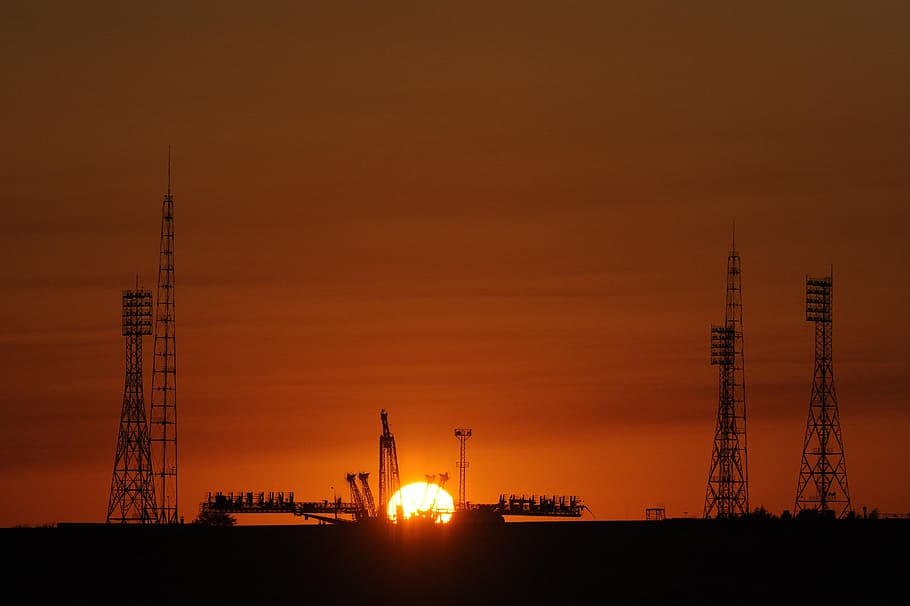 construction, work, sunset, nature, eve, evening, tower, industry HD wallpaper