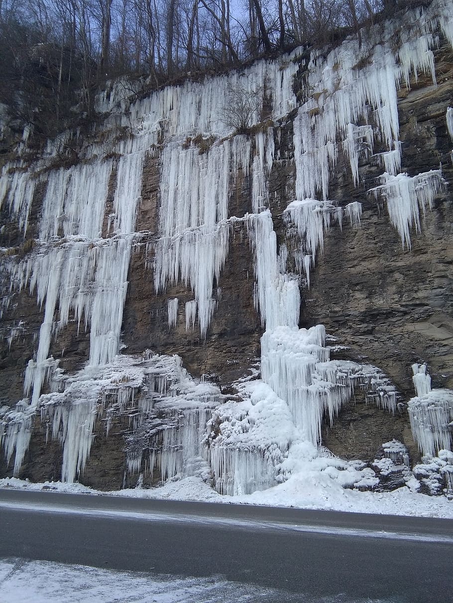 ice forming on cliff during daytime, outdoors, united states HD wallpaper