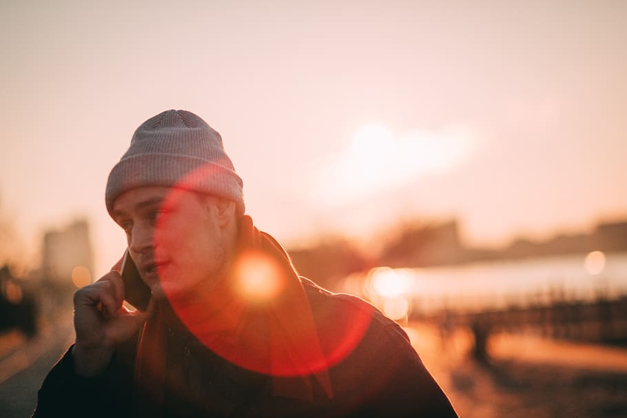 people, man, call, flare, bonnet, warm, cellphone, technology HD wallpaper