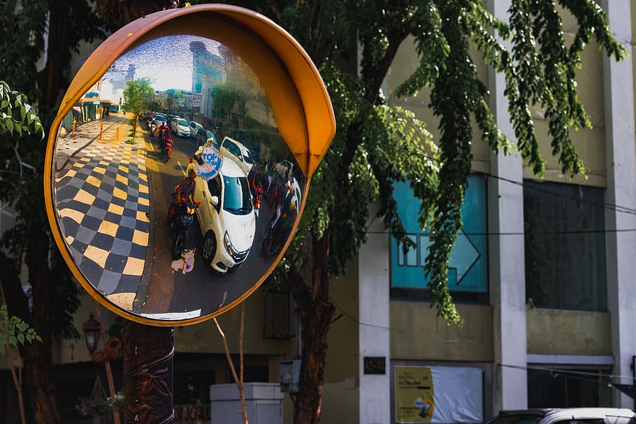 indonesia, surabaya, jl tunjungan, traffic, road, mirror, street photography, HD wallpaper