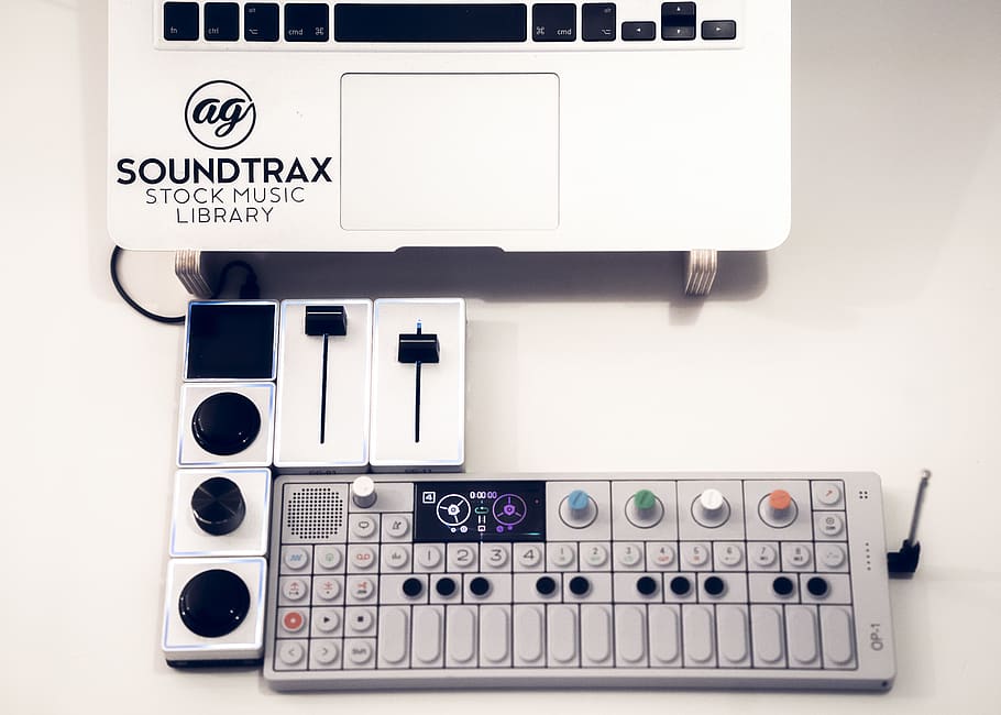 gray Soundtrax mixing console, keybaord, studio, music, slider HD wallpaper