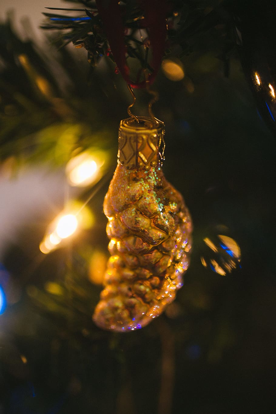 kitsch, tree, christmas tree, celebration, christmas decoration HD wallpaper
