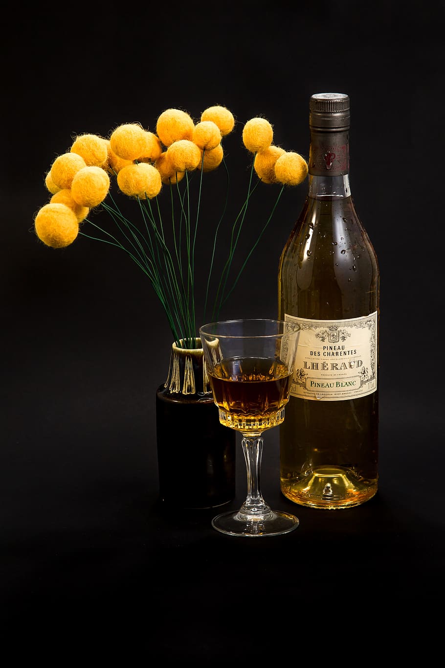 wine, white wine, pineau, drink, alcohol, france, yellow, liquid HD wallpaper