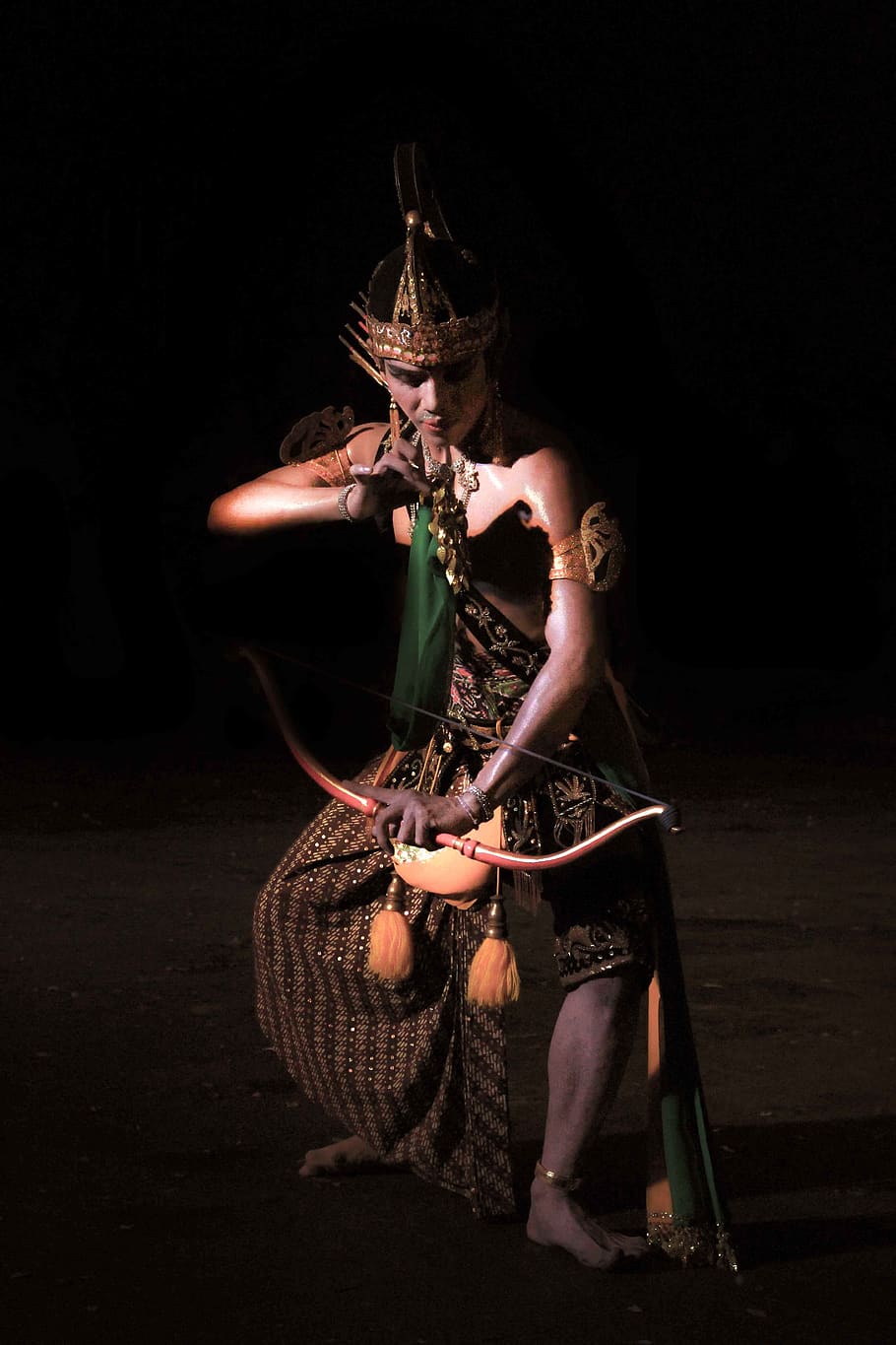 dance, culture, indonesia, javanesse, black background, dark