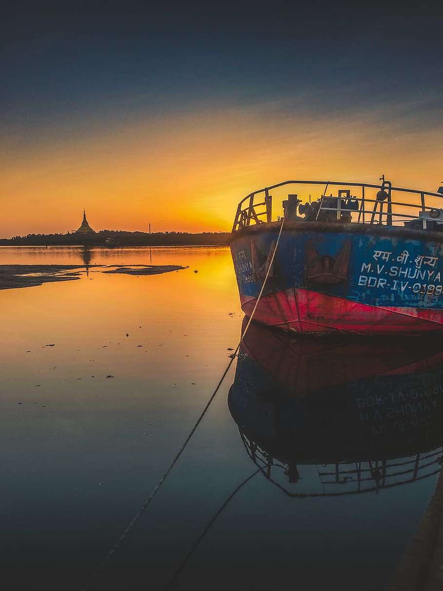 Blue and Red Ship during Golden Hour, beach, boat, dawn, evening HD wallpaper