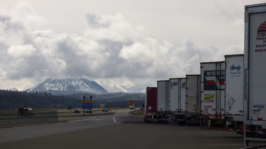 united states, mount shasta, road, highway, trucks, california, HD wallpaper