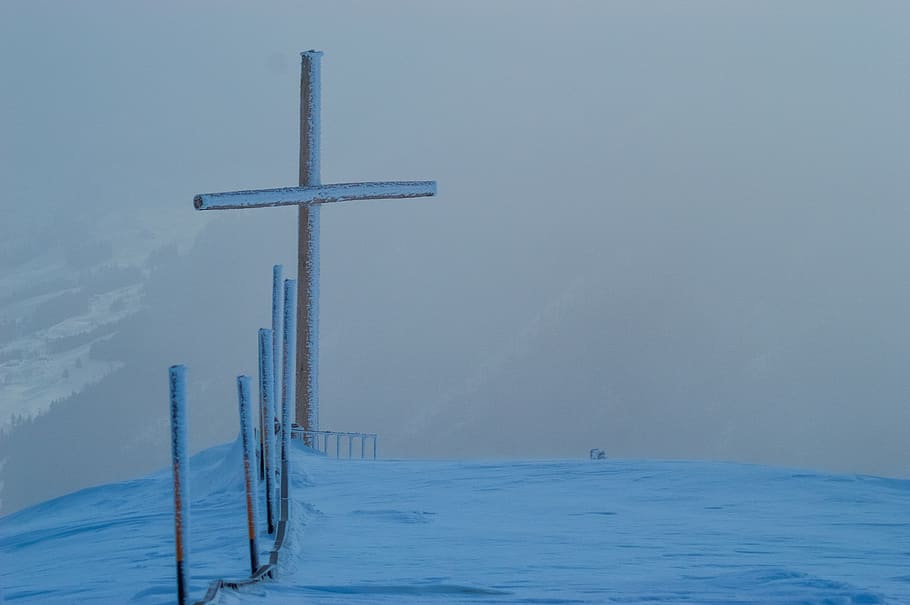 cross on snow field, cold temperature, winter, nature, no people HD wallpaper