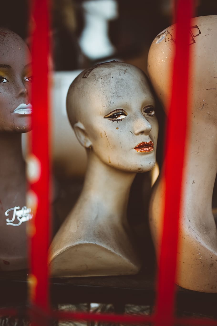 mannequin on brown surface, human representation, retail, male likeness HD wallpaper