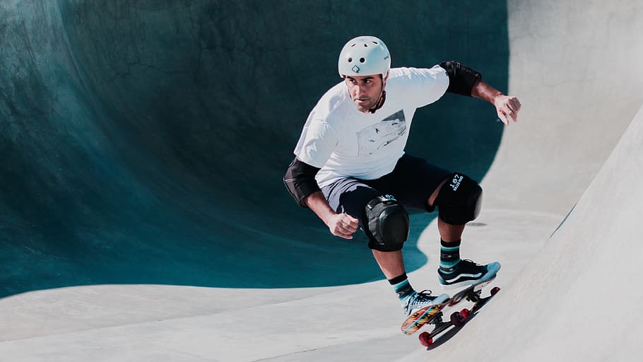 man playing skateboard, person, skatepark, helmet, streetwear, HD wallpaper