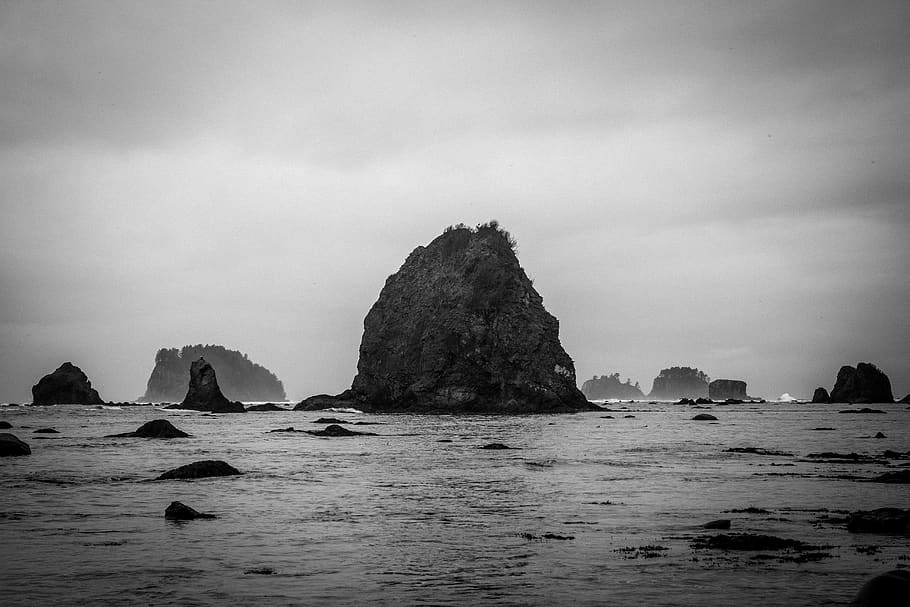black and white concrete building, sea, nature, water, outdoors HD wallpaper